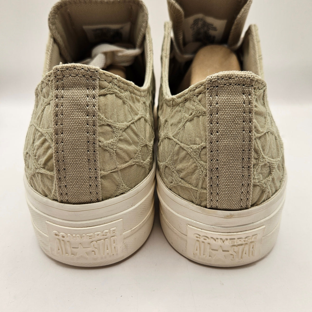 CONVERSE WOMEN'S 11 CHUCK TAYLOR ALLSTAR SAGE LIFT LOW PLATFORM TEXTURED A13524C