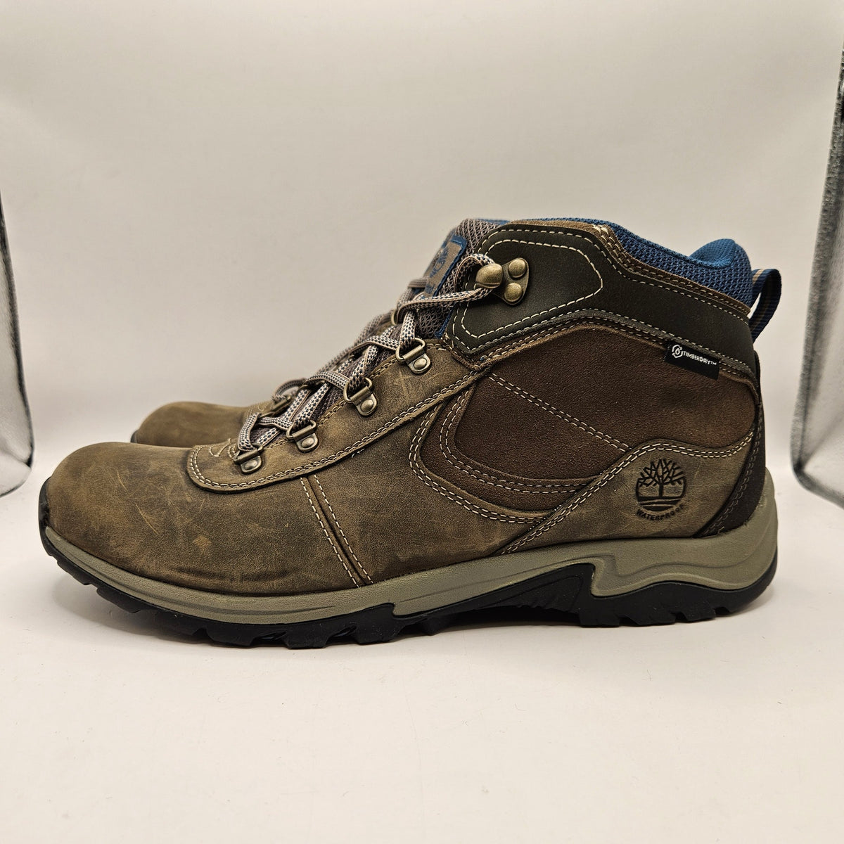 TIMBERLAND WOMEN'S 11 MT. MADDEN MID HIKING BOOTS LACE UP WATERPROOF GREY