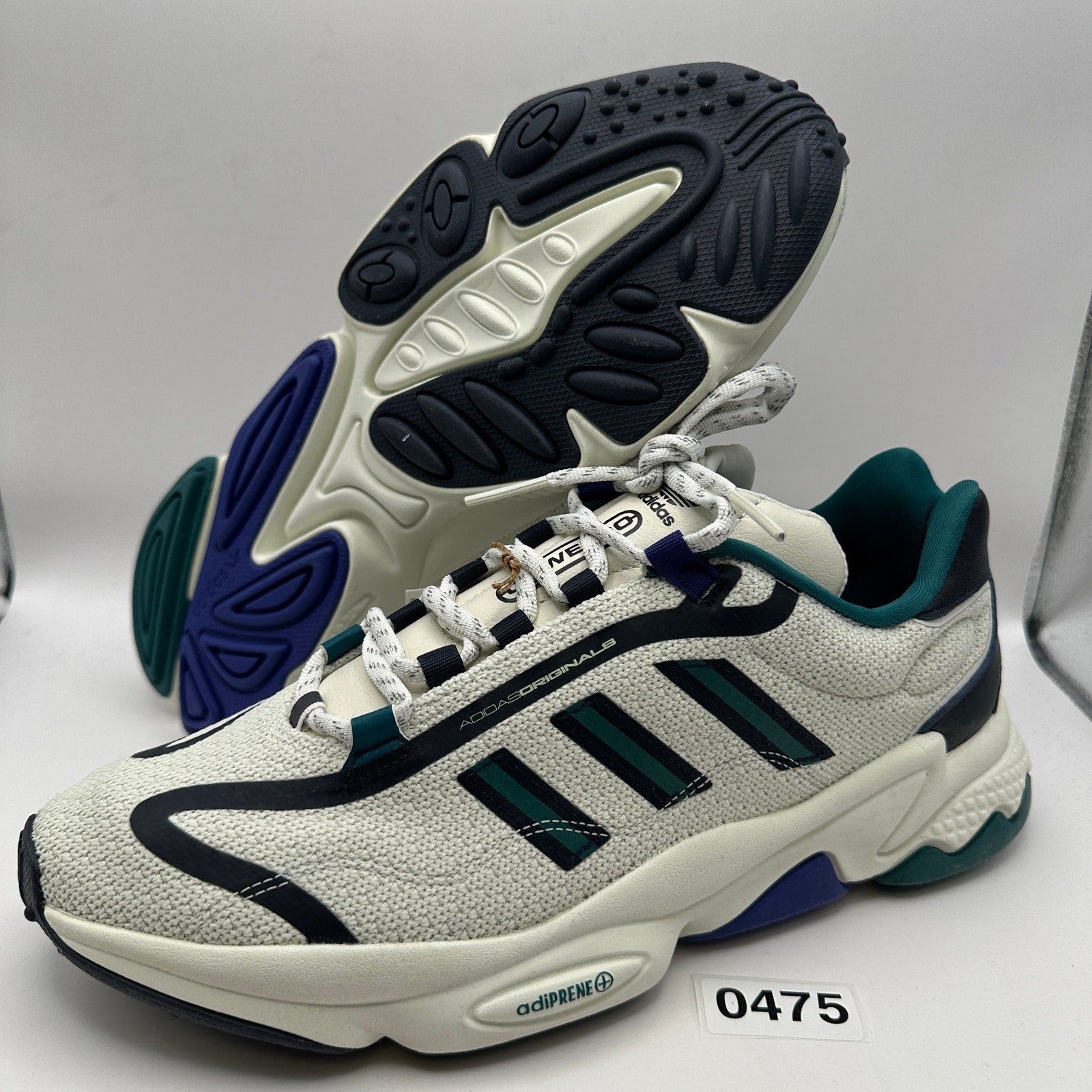 ADIDAS ORIGINAL Men's 10.5 OZWEEGO PURE GZ4369 VINTAGE Style