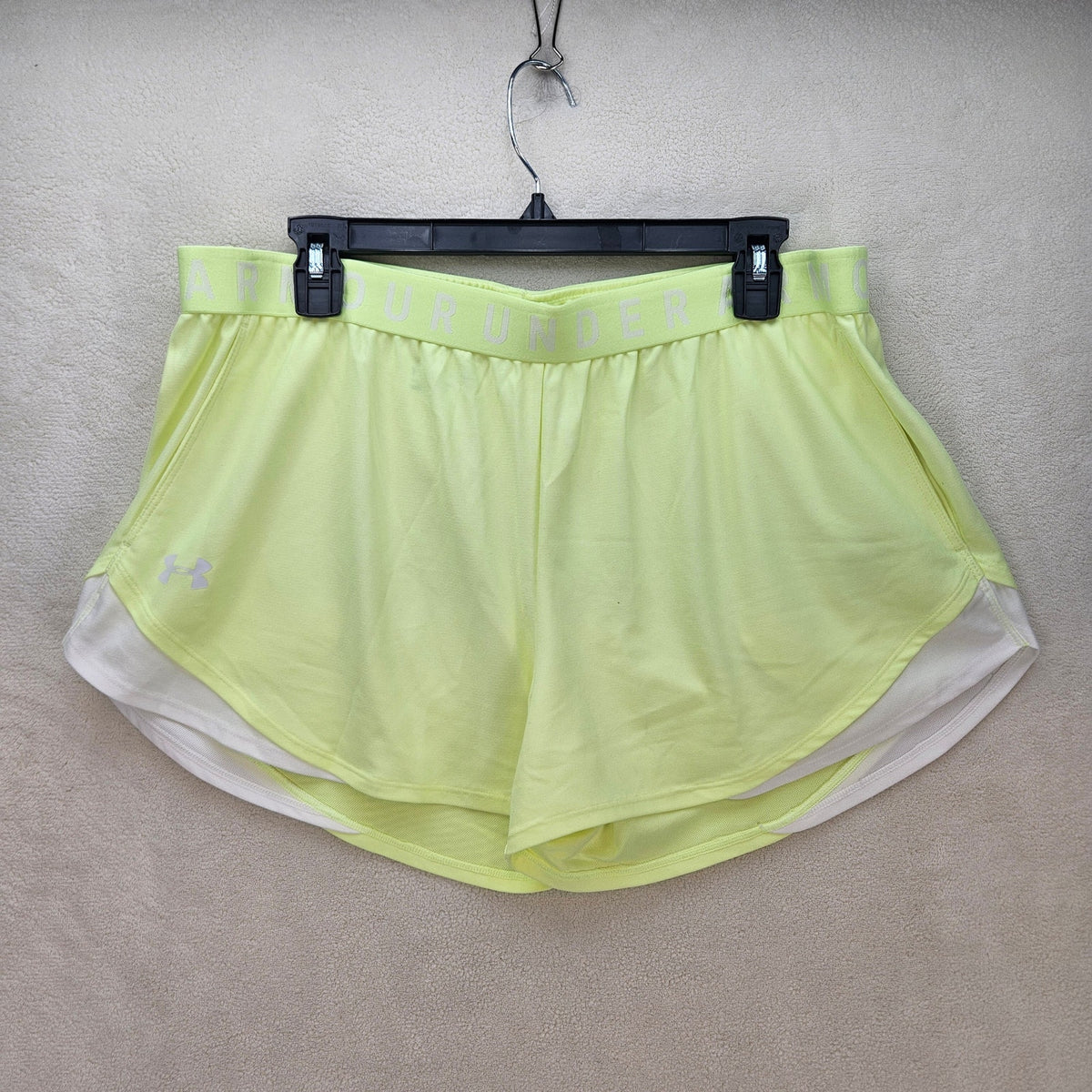 UNDER ARMOUR WOMEN'S XL NEON YELLOW PLAY UP SHORTS 3.0 1344552 NWT