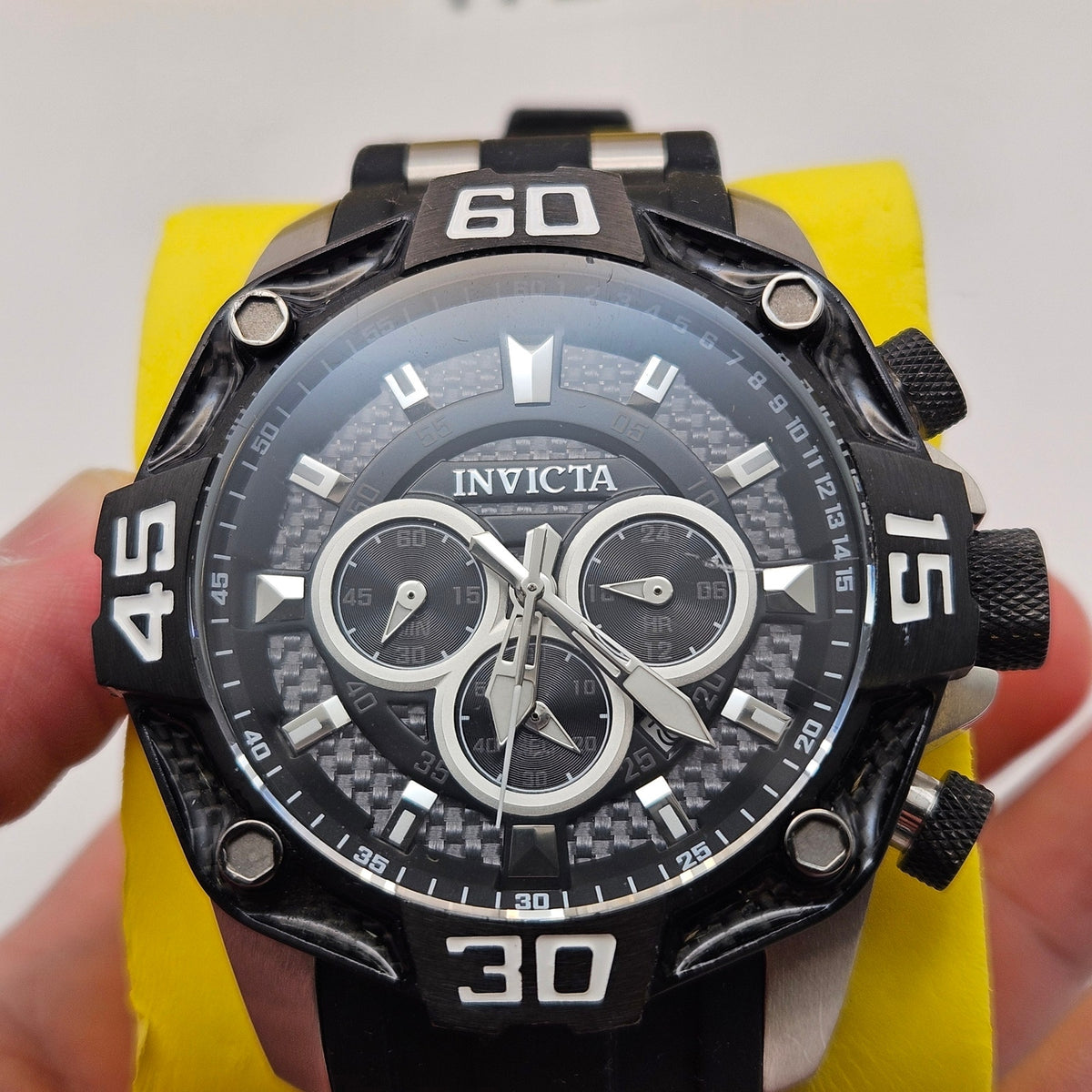 INVICTA 44704 PRO DIVER MEN'S QUARTZ BLACK AND SILVER WATCH NWT