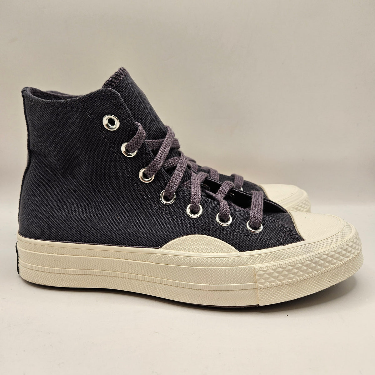 CONVERSE WOMEN'S 6 CHUCK 70 TEXTURED HI TOP PLUM COVE A12704C