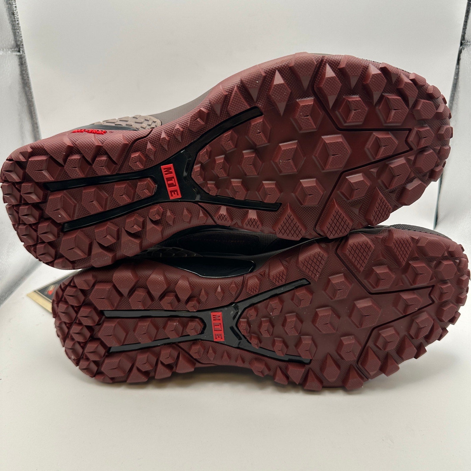 VANS Men's 9.5 Crestline GORE-TEX MTE Bitter Chocolate Brown MSRP $230 NWOB