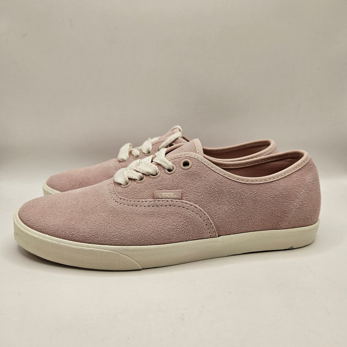 VANS WOMEN'S 8 AUTHENTIC LX 44 RARE HAIRY SUEDE LIGHT ROSE PINK SKATE SHOES NWOB