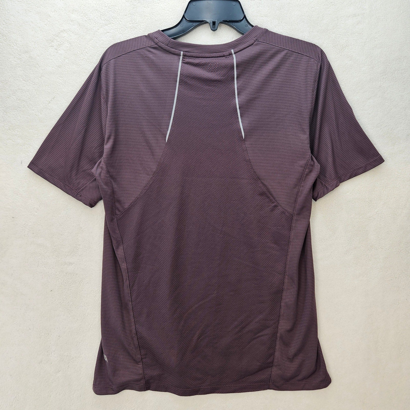 VRST MEN'S SMALL DEEP VIOLET SHORT SLEEVE T SHIRT RUNNING NWT
