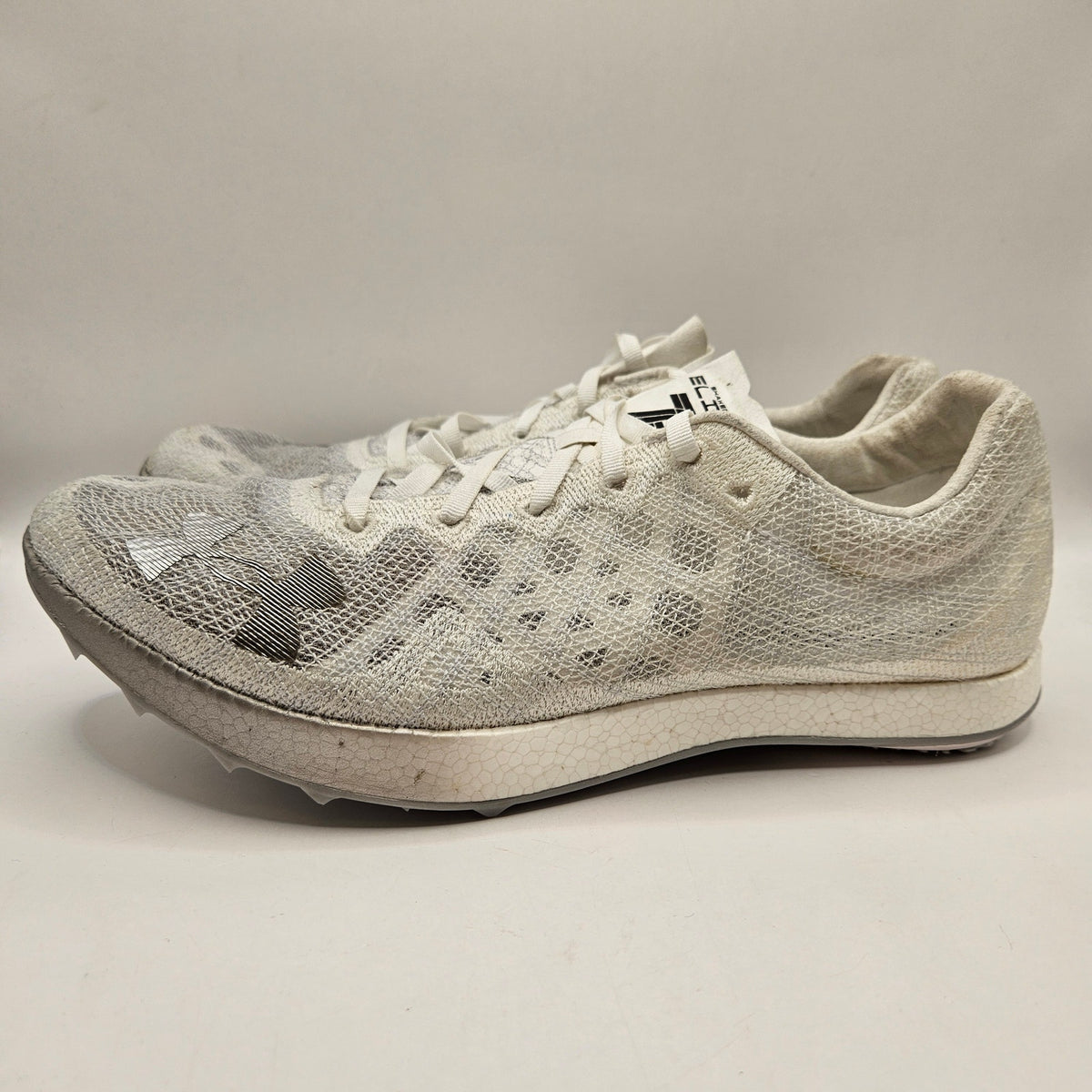 UNDER ARMOUR MEN'S 11 SHAKEDOWN ELITE TRACK WHITE HALO GREY 3026442-100