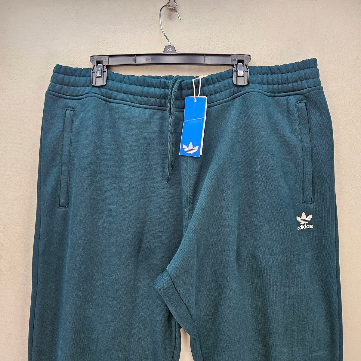 ADIDAS ORIGINALS MEN'S 2XL AURORA IVY TREFOIL JZ3585 SWEATPANTS NWTd