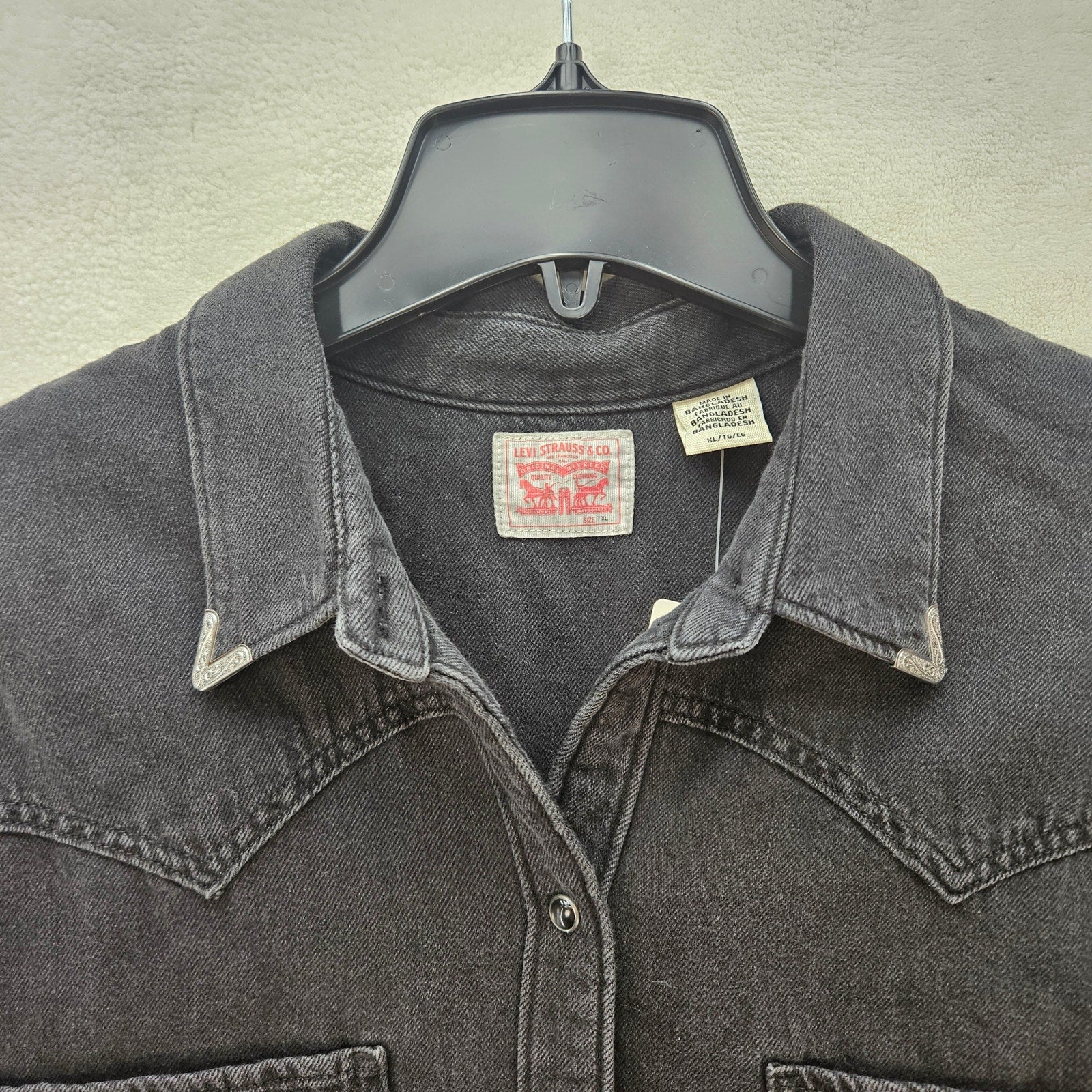 LEVI'S PREMIUM WOMEN'S XL TEODORA METAL TIPPED WESTERN SHIRT NWT BLACK