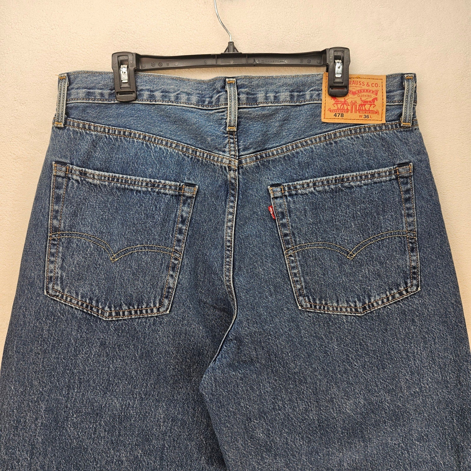 LEVI'S 478 DENIM MEN'S 36 BLUE SHORTS RELAXED FIT CUT OFF JEAN JORTS NWOT