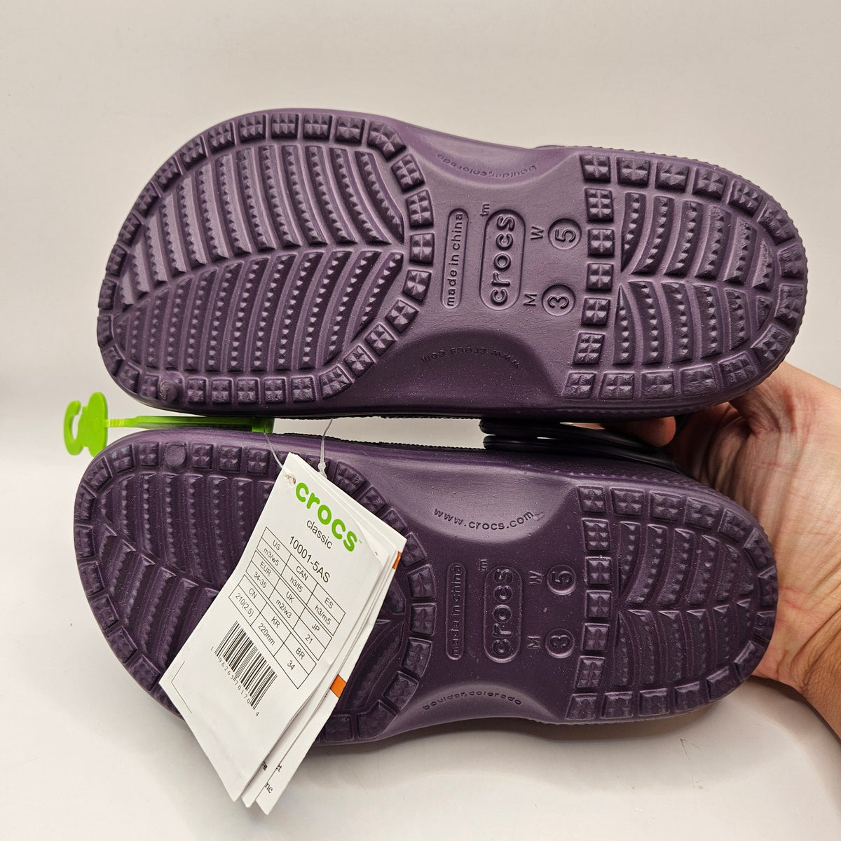 CROCS WOMEN'S 5 CLASSIC CLOG DEEP PURPLE SLIP ON COMFORT SHOES NWT